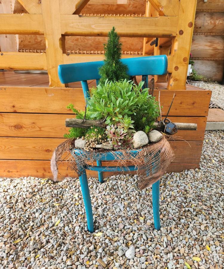 Goralska Chatka 2 Highland Cottage - Split Ac, Jacuzzi, Sauna, Private Parking, Mountains View, Garden, Zakopane Bagian luar foto