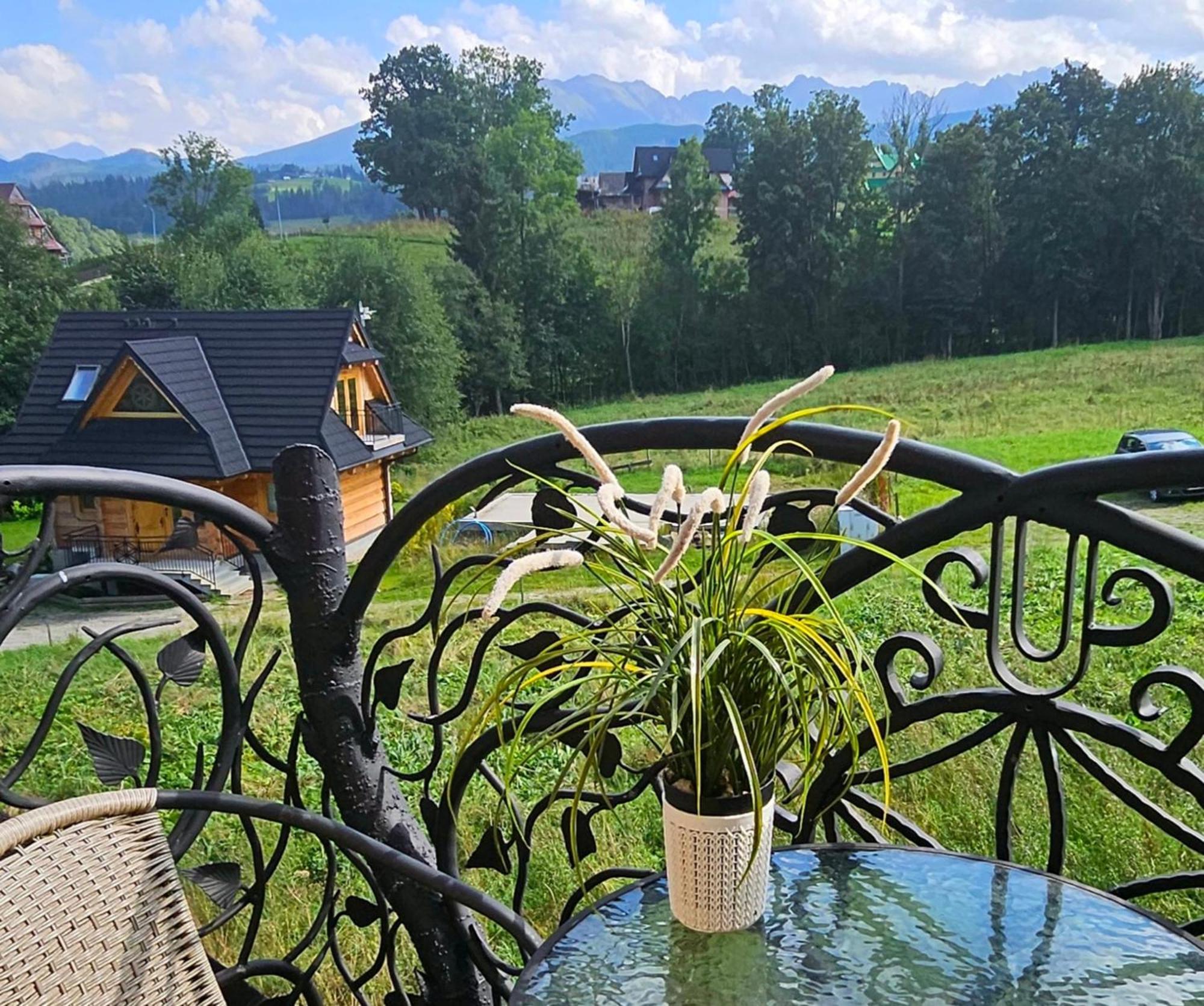 Goralska Chatka 2 Highland Cottage - Split Ac, Jacuzzi, Sauna, Private Parking, Mountains View, Garden, Zakopane Bagian luar foto