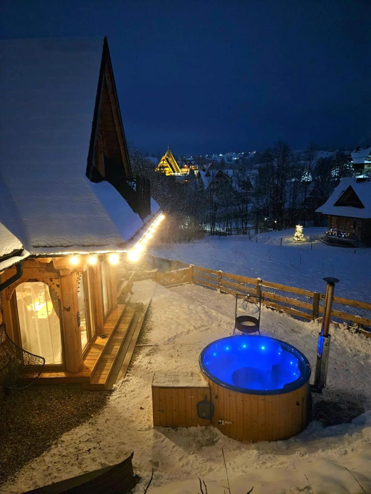 Goralska Chatka 2 Highland Cottage - Split Ac, Jacuzzi, Sauna, Private Parking, Mountains View, Garden, Zakopane Bagian luar foto
