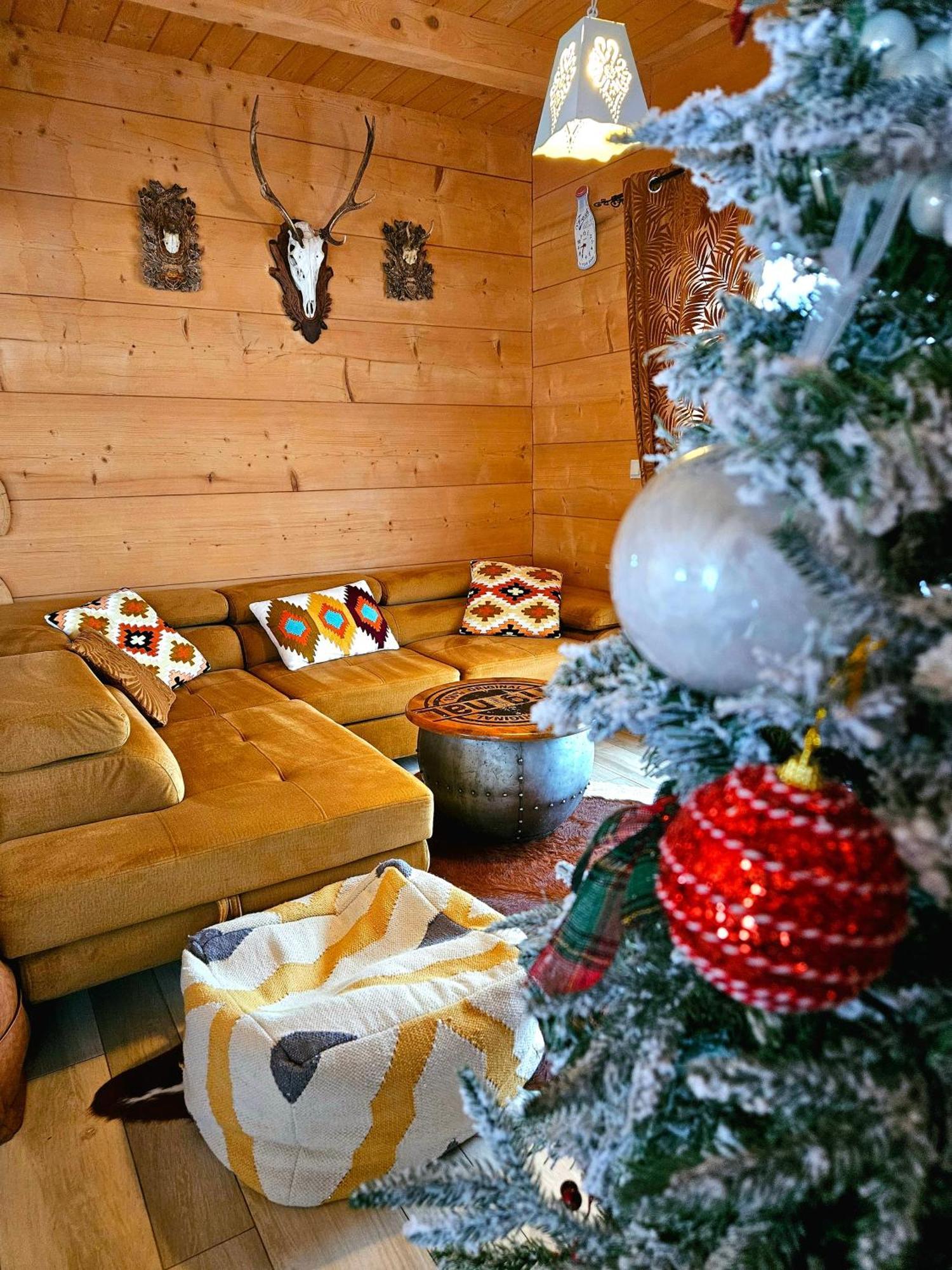 Goralska Chatka 2 Highland Cottage - Split Ac, Jacuzzi, Sauna, Private Parking, Mountains View, Garden, Zakopane Bagian luar foto